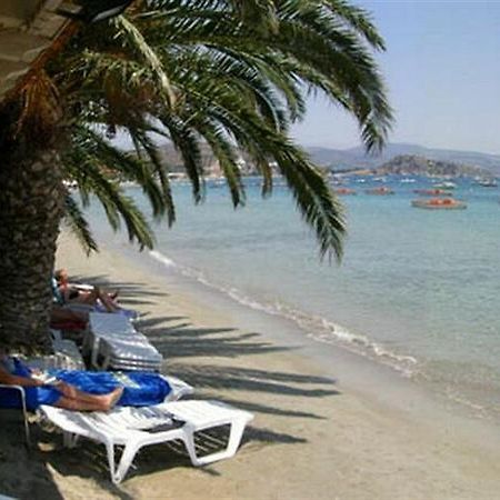 Aris Hotel Tolón Buitenkant foto